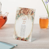 Moderne Terracotta-Blume Bordeaux Pampas Grünpflan Sockelschild (In SItu)