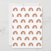 Moderne Terracotta Boho Rainbow Clouds Kinderdusch Einladung (Rückseite)