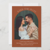 moderne Terracotta Burnt Orange Monogram Wedding Save The Date (Vorderseite)