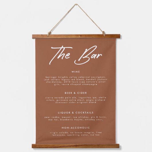 Moderne Terracotta Calligraphy Drinks Bar Menu Wandteppich Mit Holzrahmen (Vorderseite)