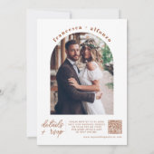 Moderne Terracotta Details UAWG QR Foto Hochzeit Einladung (Rückseite)