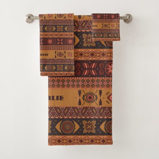 Moderne Terracotta Ethnisches Tribal Ziermuster Badhandtuch Set (Insitu)