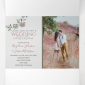 Moderne Terracotta-Foto Hochzeit Dreifach Gefaltete Einladung (Innenseite Mitte)