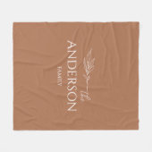 Moderne Terracotta - individueller Familienname Fleecedecke (Vorderseite (Horizontal))