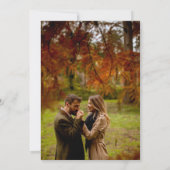 Moderne Terracotta-Initialen 4 Fotos Grid-Hochzeit Einladung (Rückseite)