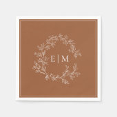 Moderne Terracotta Leafy Wappen Monogram Wedding Serviette (Vorderseite)