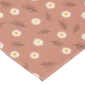 Moderne Terrakotta-Gänseblümchen-Streu-Blumen-Tisc Tischdecke (Schrägansicht)