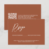 Moderne Terrakotta-Hochzeit QR-Code reservierte Si Einladung (Vorne/Hinten)