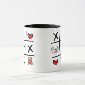 Moderne Tic Tac Toe Valentinstag Anfangsbuchstaben Tasse (Zentrum)