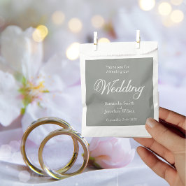 Moderne Tongrüne Kalligraphie auf weißen Favoriten Geschenktütchen