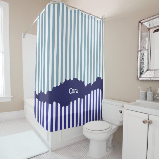 Moderne Torn White Stripes Blue Layered Name Duschvorhang (Beispiel)