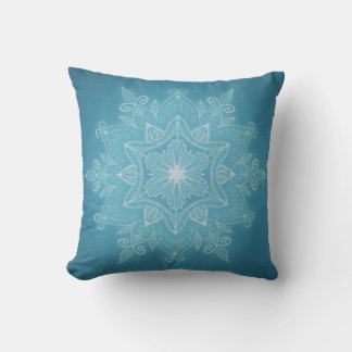 Moderne trendige, blaue türkisfarbene Boho mandala Kissen