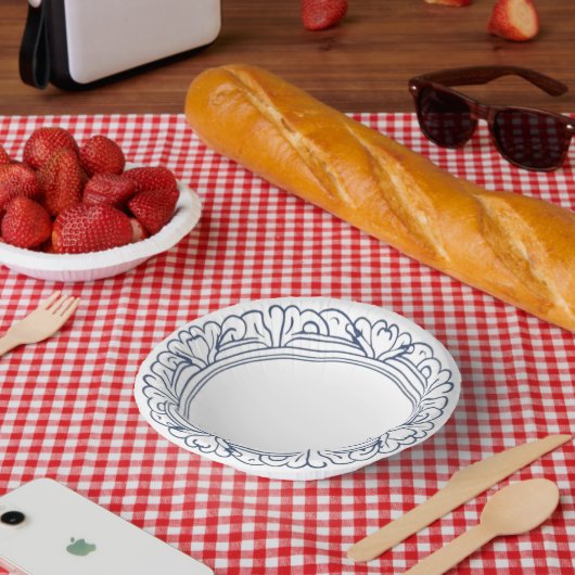 Moderne trendige Blue and White Porcelain Chinoise Pappteller (Picknick)