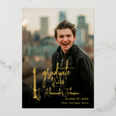 Moderne, trendige Graduierungspartei für vertikale Folieneinladung (Vorderseite)