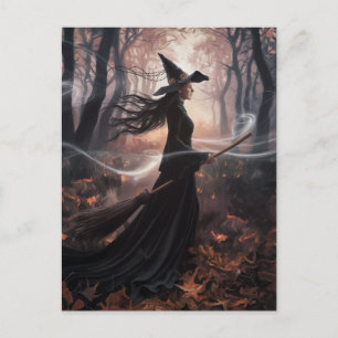 Moderne trendige Halloween-Hexe im Wald Postkarte