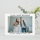 Moderne, trendige Schreibmaschine Foto Liebe dank Dankeskarte (Stehend Vorderseite)