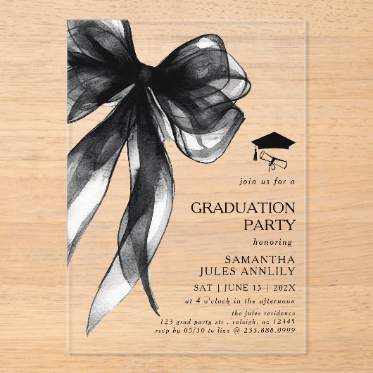 Moderne Trendy Black Bow Graduation Party Acryleinladungen (Vorderseite)