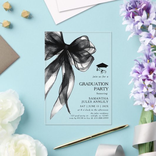 Moderne Trendy Black Bow Graduation Party Acryleinladungen (In Situ (Hochzeit))