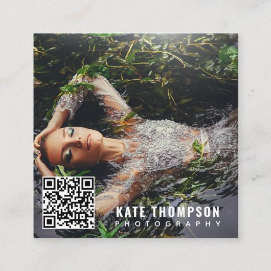 Moderne Trendy Minimal Foto QR Code Social Media Quadratische Visitenkarte (Vorderseite)