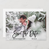 Moderne Trendy Pinsel Script Couple Foto Verlobung Save The Date (Vorne/Hinten)