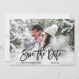 Moderne Trendy Pinsel Script Couple Foto Verlobung Save The Date