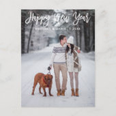 Moderne Trendy Pinsel Script Foto Happy New Year Postkarte (Vorderseite)