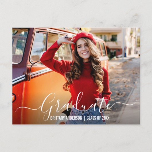 Moderne Trendy Script Foto Graduation Party Einladungspostkarte (Vorderseite)