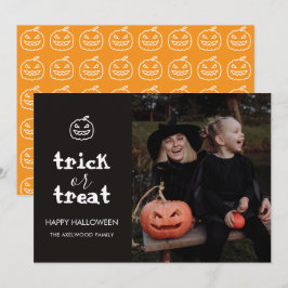 Moderne 'Trick or Treat' Familienfoto Halloween Feiertagskarte