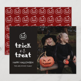 Moderne 'Trick or Treat' Familienfoto Halloween Feiertagskarte