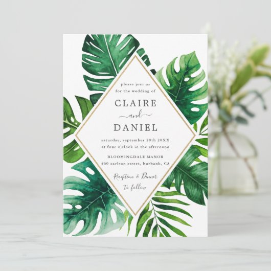 Moderne tropische grüne Blätter Hochzeit Einladung (Stehend Vorderseite)