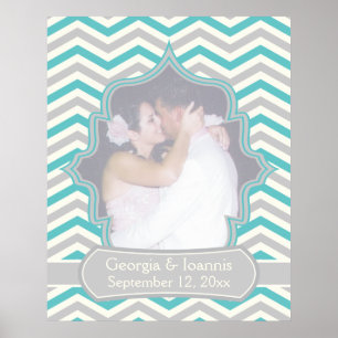 Moderne Türkis, Grau Chevron Hochzeitsposter Poster