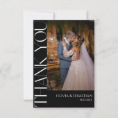 Moderne Typografie auf dem Black Wedding Foto Dankeskarte (Vorderseite)