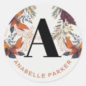 Moderne Typografie Autumn Leaves Name Monogram Runder Aufkleber (Vorderseite)