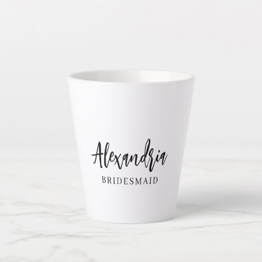Moderne Typografie Brautjungfer Geschenk Milchtasse (Vorderseite)