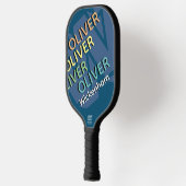 Moderne Typografie - Farbname Cool Pickleball Schläger (Links)