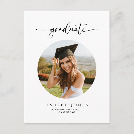 Moderne Typografie Foto Abschluss Einladung Postkarte (Vorderseite)