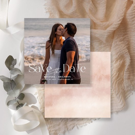 Moderne Typografie-Foto Hochzeit Einladung