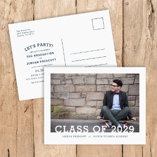 Moderne Typografie Foto Overlay Graduation Party Ankündigungspostkarte