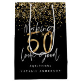 Moderne Typografie Gold Glitzer Chic 50. Geburtsta Mittlere Geschenktüte (Rückseite)