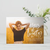 Moderne Typografie-Graduiertenankündigung Ankündigung (Stehend Vorderseite)