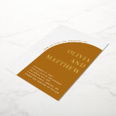 Moderne Typografie-Hochzeit im Herbst aus GoldSenf Folieneinladung (Gedreht)