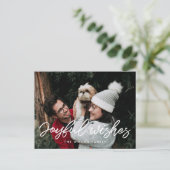 Moderne Typografie Joyful wünscht Holiday Foto Postkarte (Stehend Vorderseite)