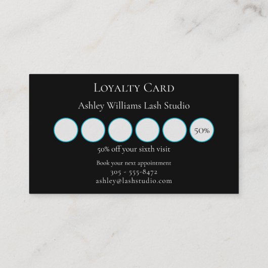 Moderne Typografie "LASHES by" lash artist Treuekarte (Rückseite)