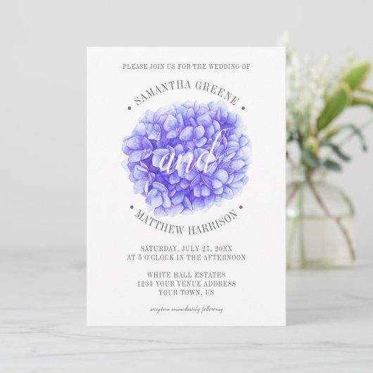 Moderne Typografie Lavender Lila Peony Wedding Einladung (Stehend Vorderseite)