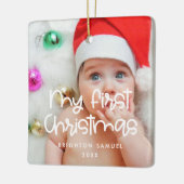 Moderne Typografie Mein erstes Weihnachtsbaby-Foto Keramikornament (Links)