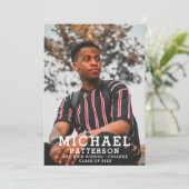 Moderne Typografie Minimalistischer Foto Abschluss Einladung (Stehend Vorderseite)