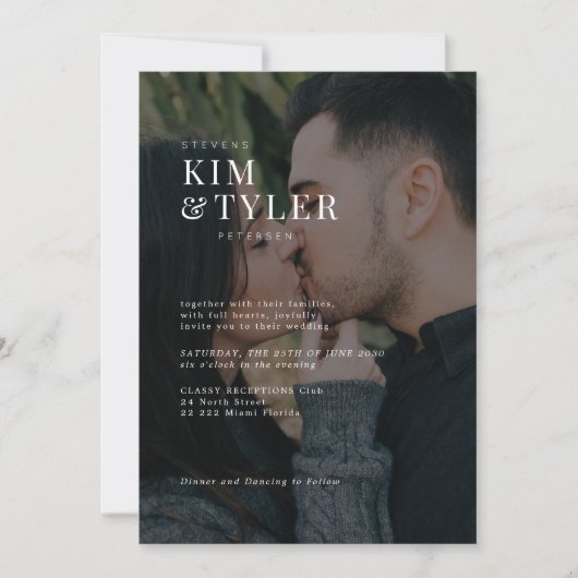 Moderne Typografie-Namen 5 Fotos QR-Code Hochzeit Einladung (Vorderseite)