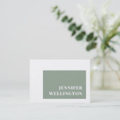 Moderne Typografie Sage Green Frame kreativ Visitenkarte (Stehend Vorderseite)