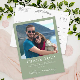 Moderne Typografie Sage Green Minimalistic Foto Postkarte