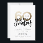 Moderne Typografie schwarz und gold 60. Geburtstag<br><div class="desc">60 Look,  sechzig und fabelhafte moderne Typografie Geburtstagseinladung. Moderner Schriftzeichen zum Trend Typografie Design. Teil einer Sammlung. Farben können individuell angepasst werden. Goldener Effekt.</div>